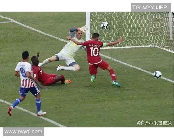 足球明星与普通人对决视频展现真实实力与激情碰撞的精彩瞬间 足球明星与普通人对决视频展现真实实力与激情碰撞的精彩瞬间