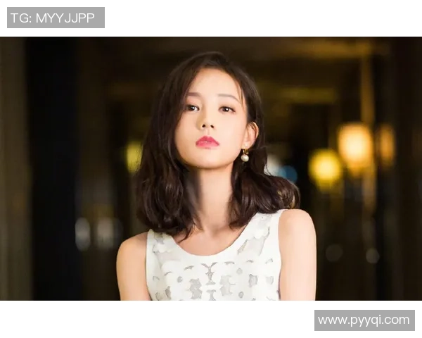 李一桐足球明星之路：从校园小将到职业联赛的璀璨之星