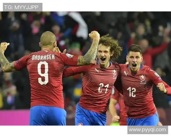 深圳羽毛球队在欧锦赛积分榜上以87分稳居第一名展现强劲实力 深圳羽毛球队在欧锦赛积分榜上以87分稳居第一名展现强劲实力